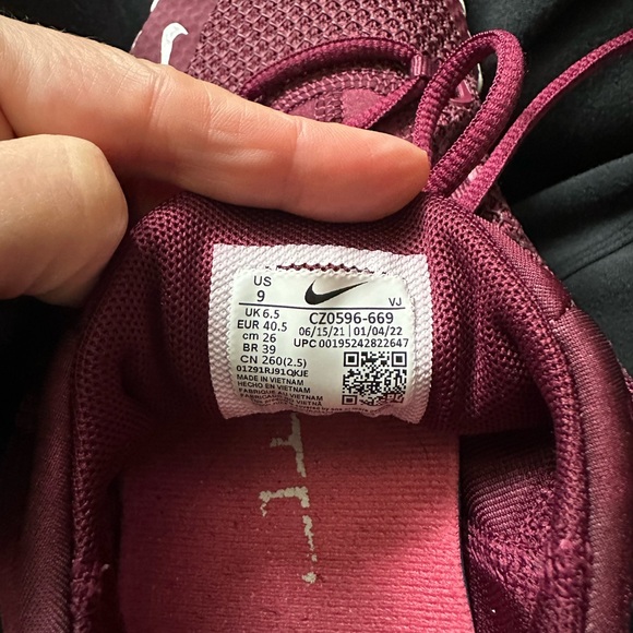 Nike Free Metcon 4 | Dark Beetroot/Archaeo Pink/Black/White | Size 9 - Picture 5 of 5